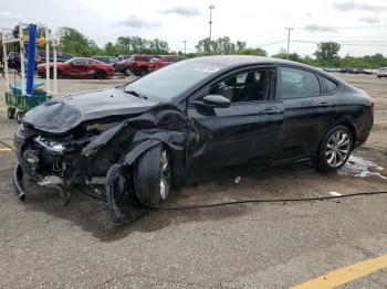  Salvage Chrysler 200