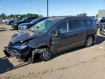  Salvage Chrysler Minivan