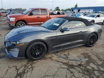  Salvage Ford Mustang