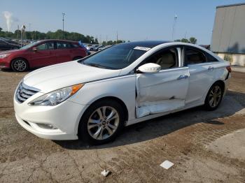  Salvage Hyundai SONATA