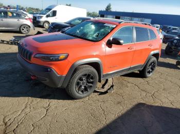  Salvage Jeep Cherokee