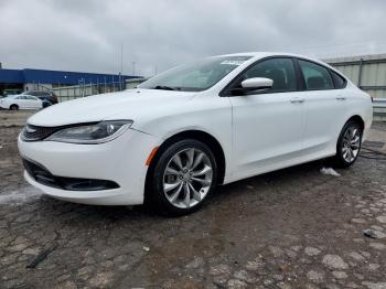  Salvage Chrysler 200