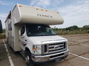  Salvage Winnebago Motorhome