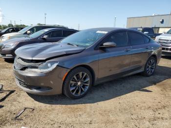  Salvage Chrysler 200