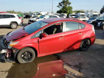  Salvage Toyota Prius