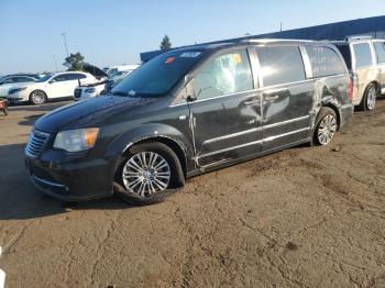  Salvage Chrysler Minivan