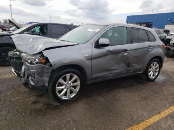  Salvage Mitsubishi Outlander