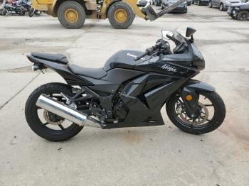  Salvage Kawasaki Ninja 250R