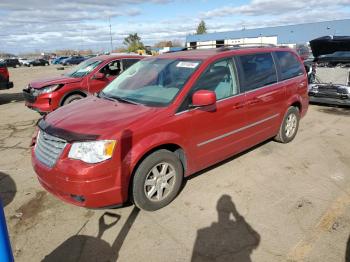  Salvage Chrysler Minivan