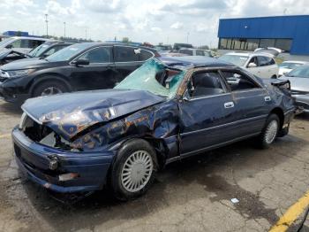  Salvage Toyota Crown Limi