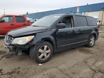  Salvage Volkswagen Routan