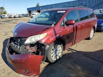  Salvage Toyota Sienna