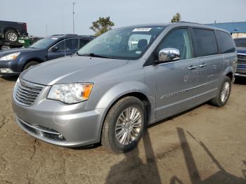  Salvage Chrysler Minivan