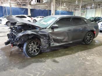  Salvage Chrysler 300