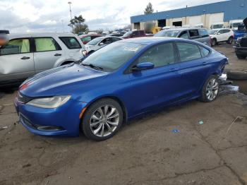  Salvage Chrysler 200