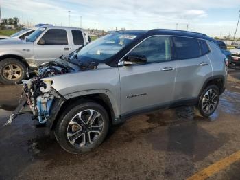  Salvage Jeep Compass