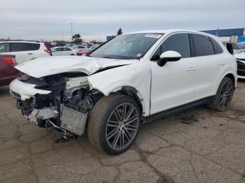  Salvage Porsche Cayenne