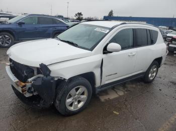  Salvage Jeep Compass