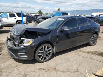  Salvage Volvo S60