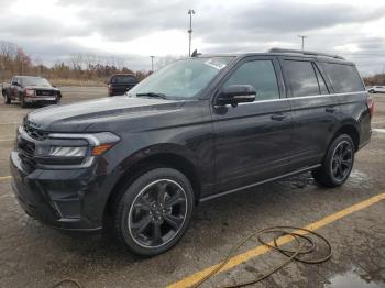  Salvage Ford Expedition