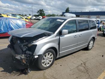  Salvage Chrysler Minivan