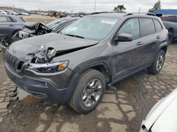  Salvage Jeep Cherokee