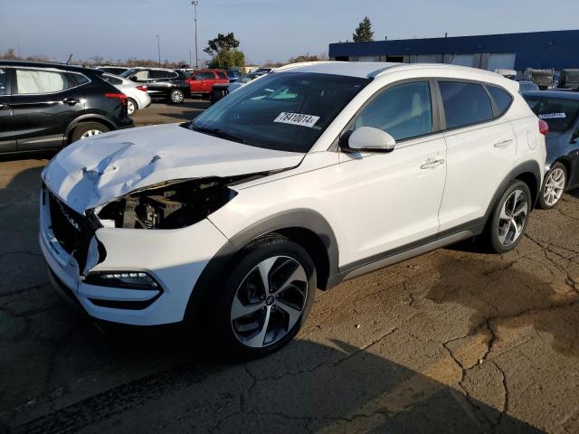  Salvage Hyundai TUCSON