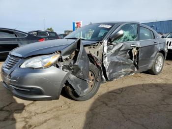  Salvage Chrysler 200