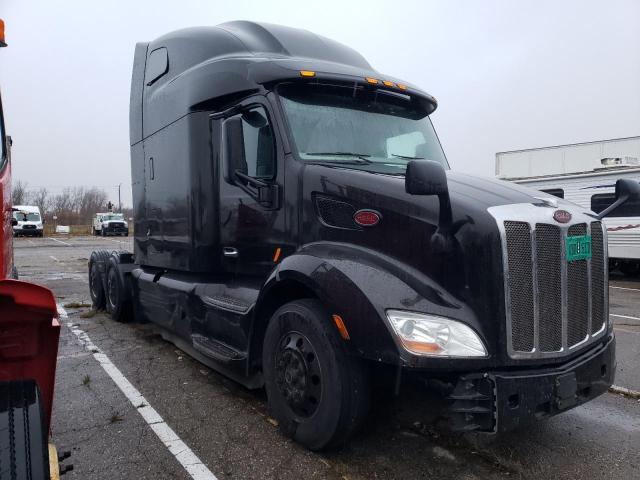  Salvage Peterbilt 579