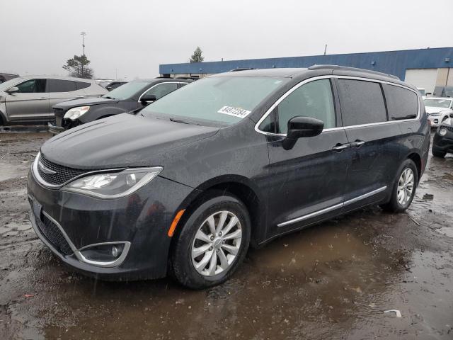  Salvage Chrysler Pacifica