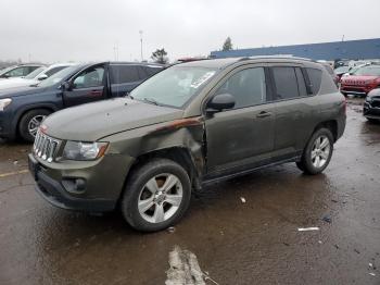  Salvage Jeep Compass