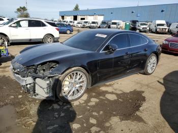  Salvage Porsche Panamera