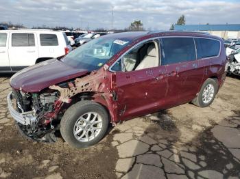  Salvage Chrysler Pacifica