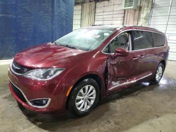  Salvage Chrysler Pacifica