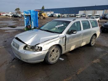  Salvage Volvo V70