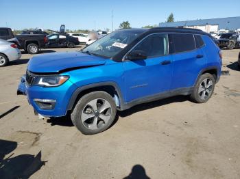  Salvage Jeep Compass