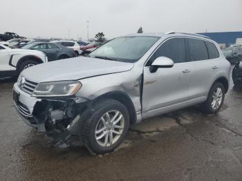  Salvage Volkswagen Touareg