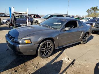  Salvage Ford Mustang