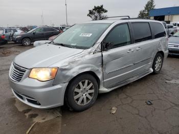  Salvage Chrysler Minivan