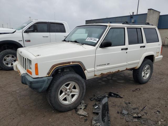  Salvage Jeep Cherokee