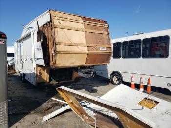  Salvage Exec 5th Wheel