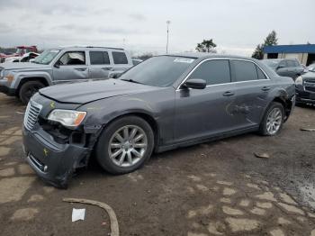  Salvage Chrysler 300