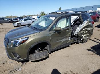  Salvage Subaru Forester