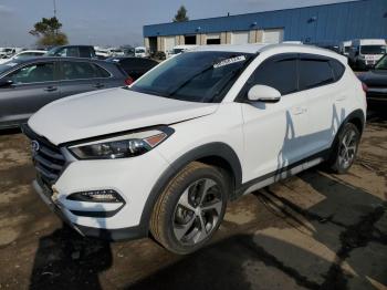  Salvage Hyundai TUCSON