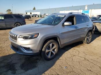  Salvage Jeep Grand Cherokee