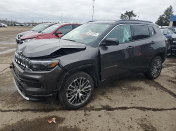  Salvage Jeep Compass