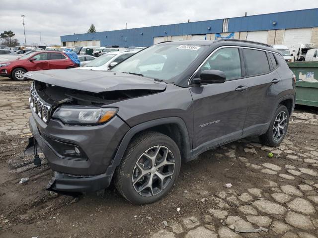  Salvage Jeep Compass