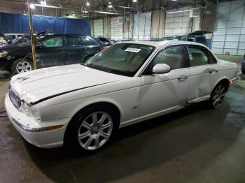  Salvage Jaguar Xj8