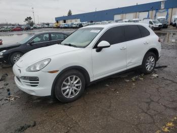  Salvage Porsche Cayenne