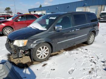  Salvage Chrysler Minivan